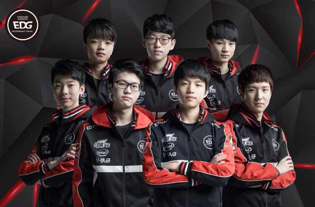 東足球的代 東足球的代