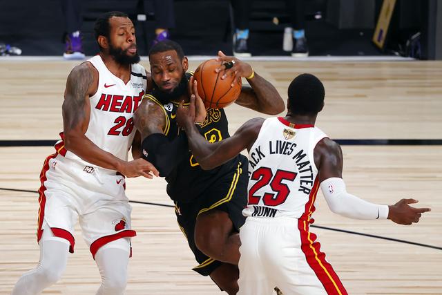 的双重压力 的双重压力