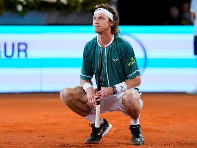 理念高度契 理念高度契