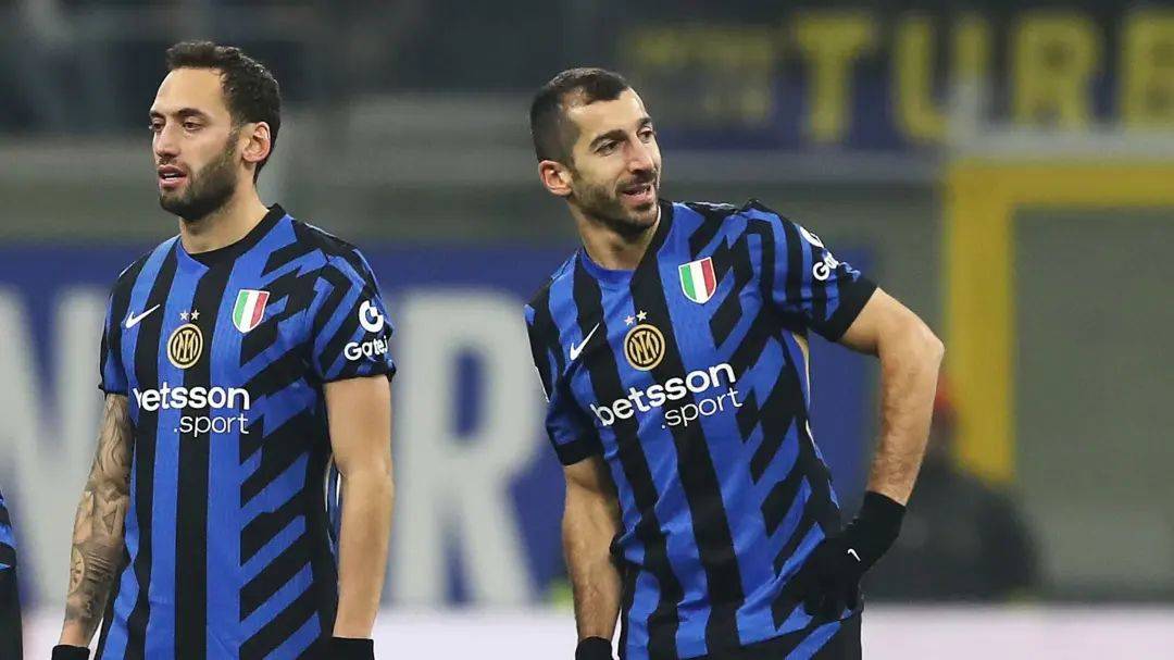 佩这样具有 佩这样具有