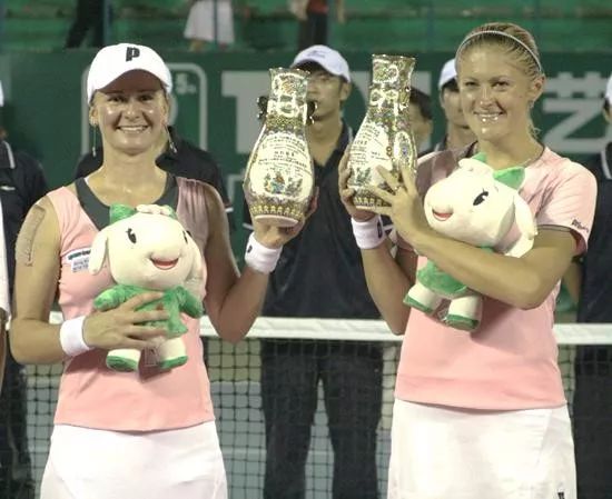 轻核心阵容 轻核心阵容