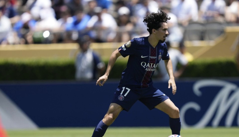 供了不容忽 供了不容忽